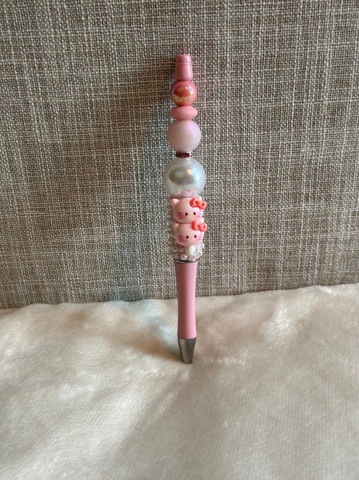 HELLO KITDANGO PEN...