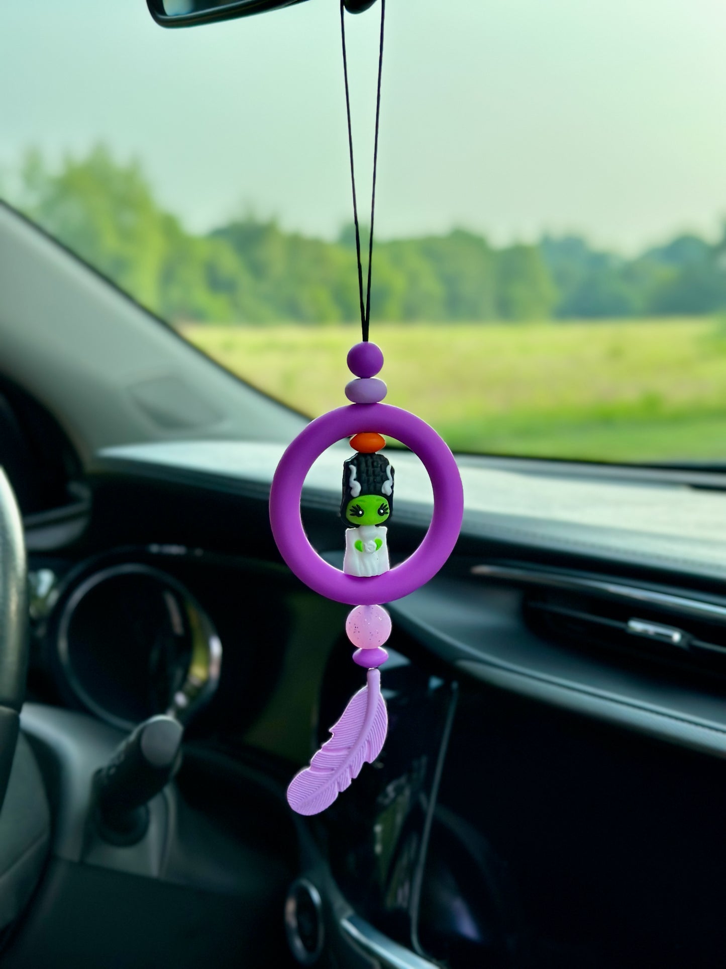 MR & MRS MONSTER CAR CHARM...