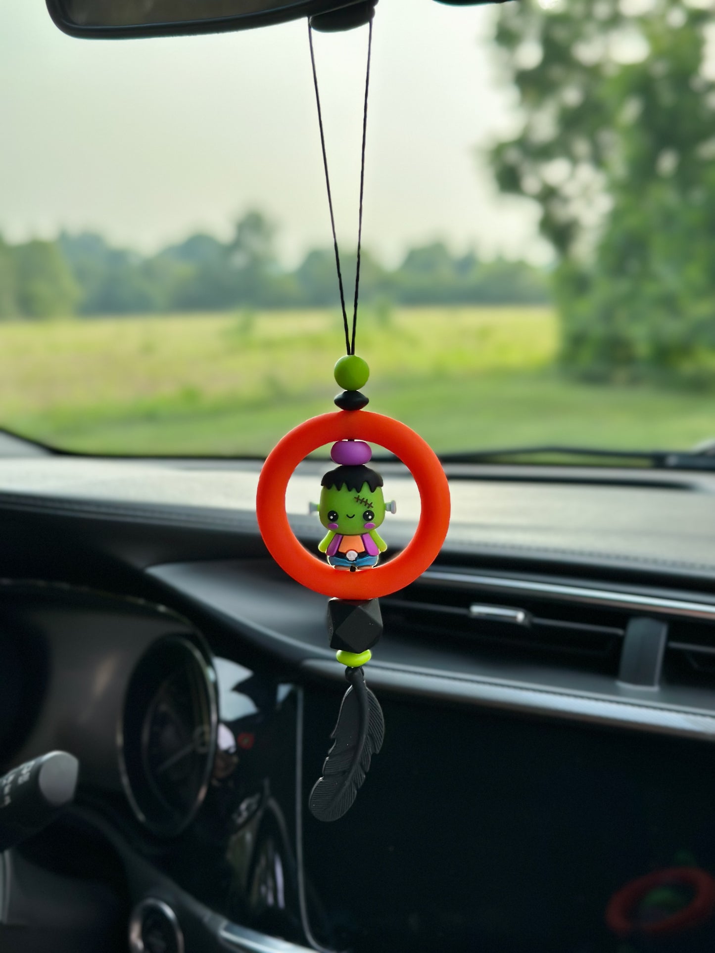 MR & MRS MONSTER CAR CHARM...