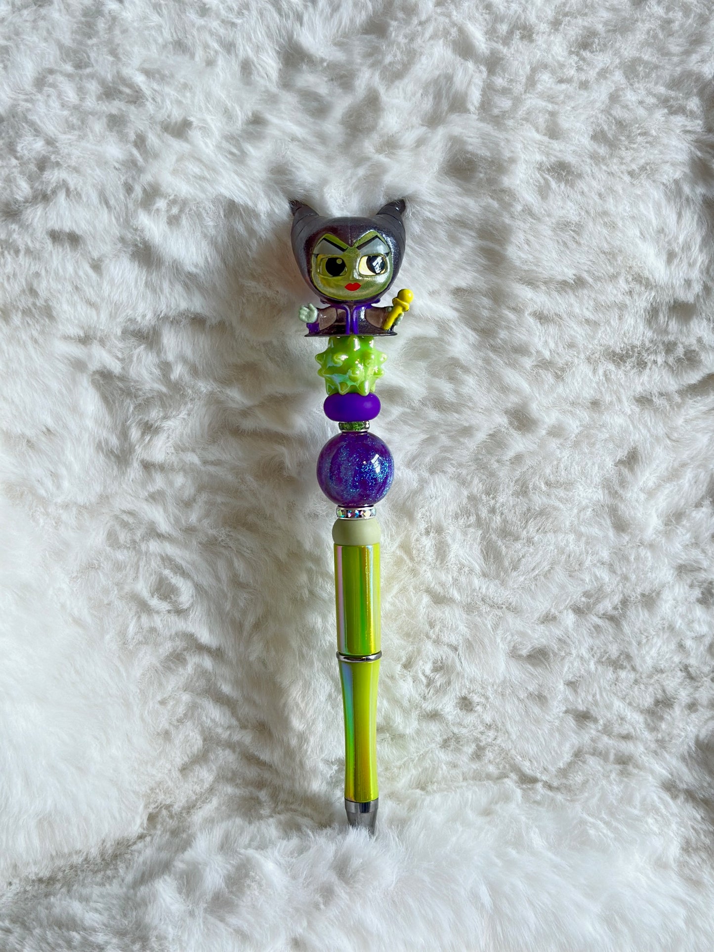 HER VILLAIN ERA PENS...