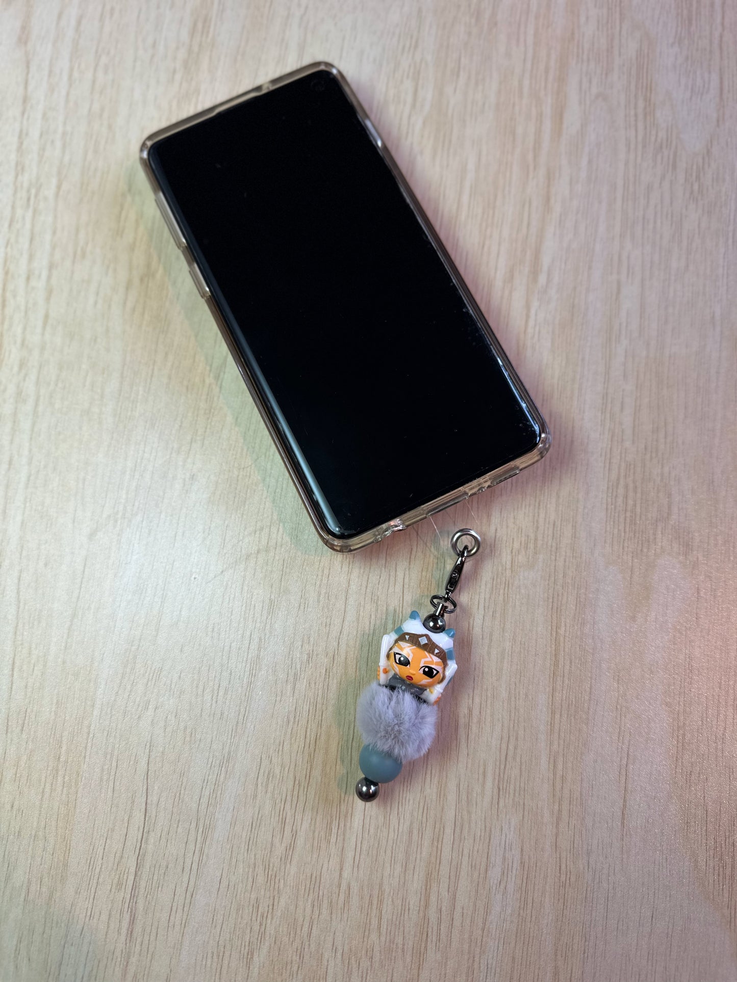 SNIPS PHONE CHARM...