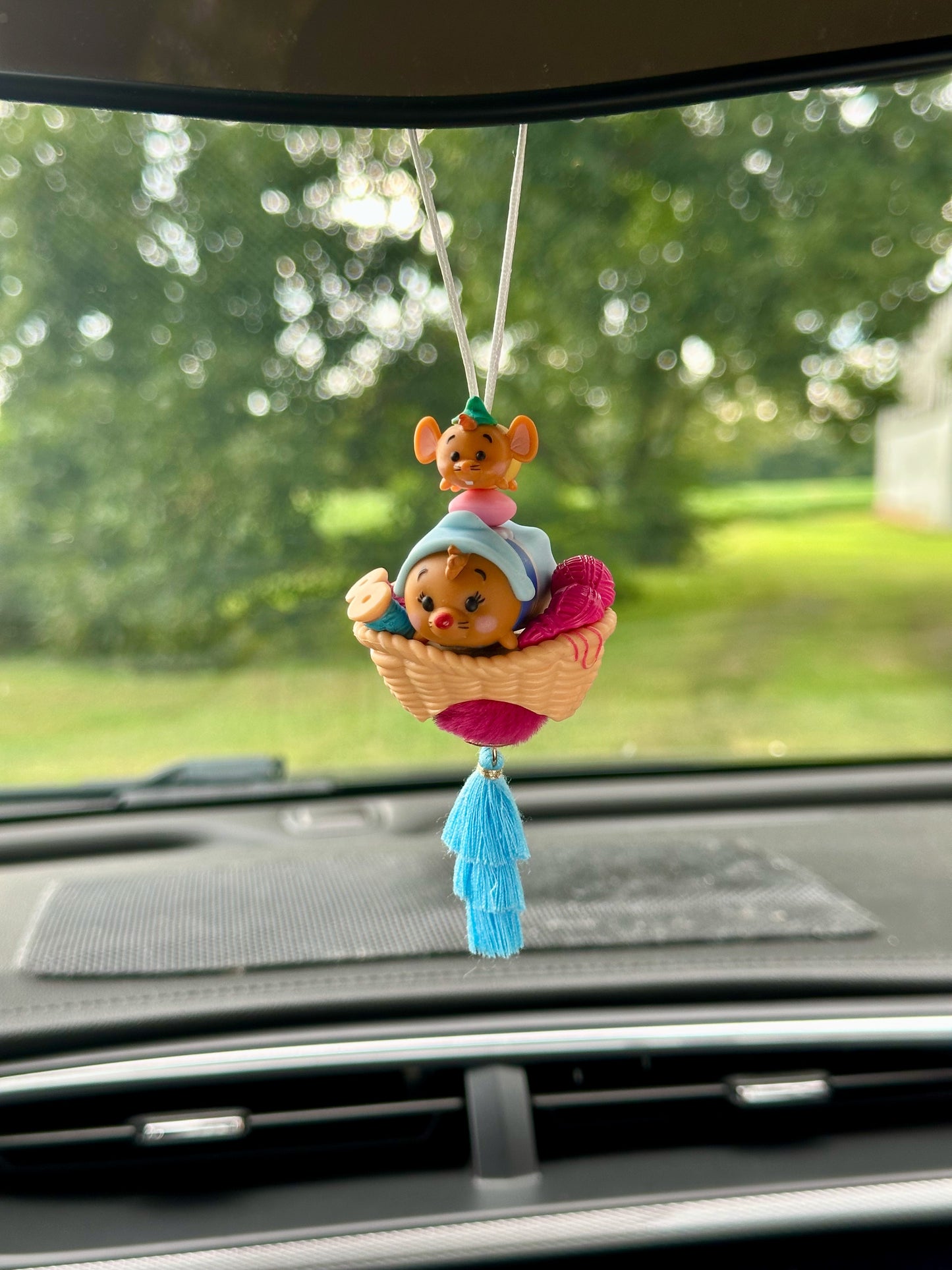 TINY HELPERS CAR CHARM...