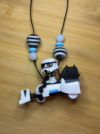 A BUCKET HEAD & A MOUSE DROID CAR CHARM...