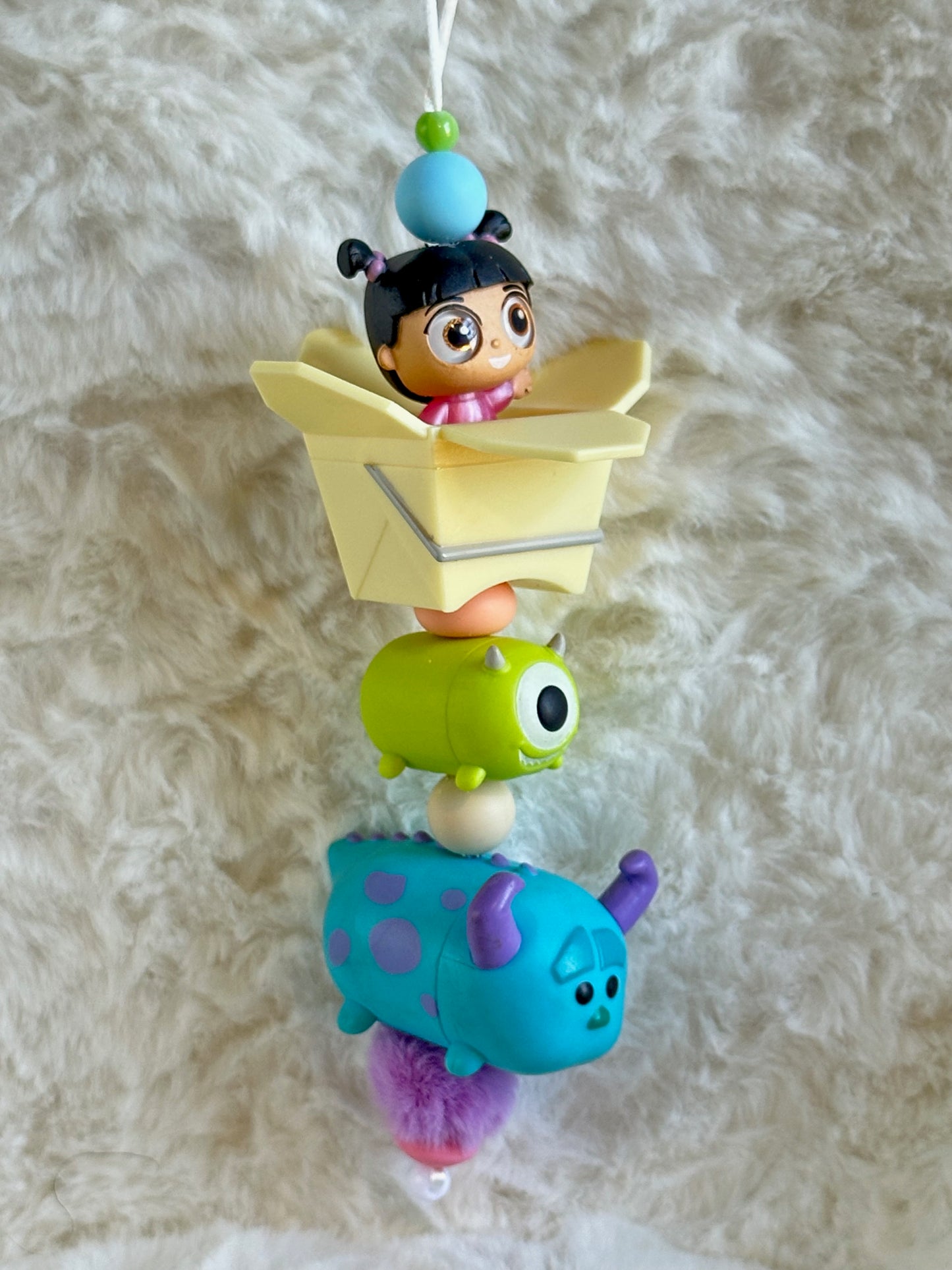 CODE 2319 CAR CHARM...