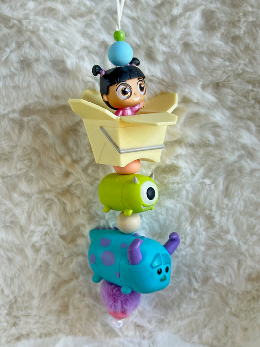 CODE 2319 CAR CHARM...